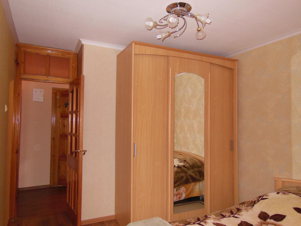 Apartment On Marinenko Polatsk Room photo